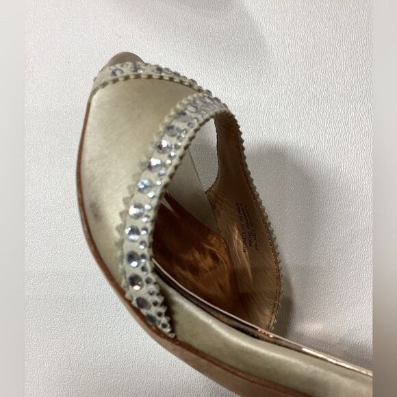Badgley Mischka beige Roxy Ankle Strap Rhinestone Kelly Wedding sandal Size 6 - Picture 16 of 16